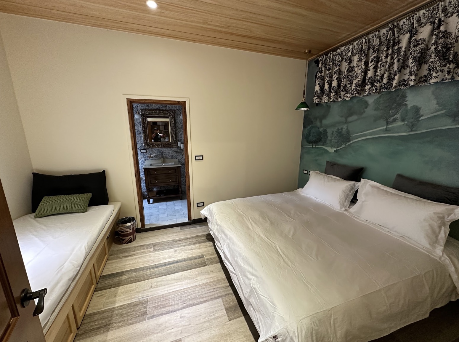 壁畫村-3人房(1F)